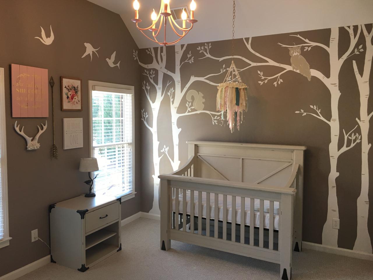 Woodland nursery decor