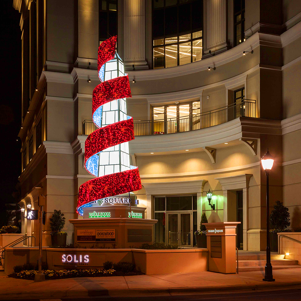 Commercial christmas decorations