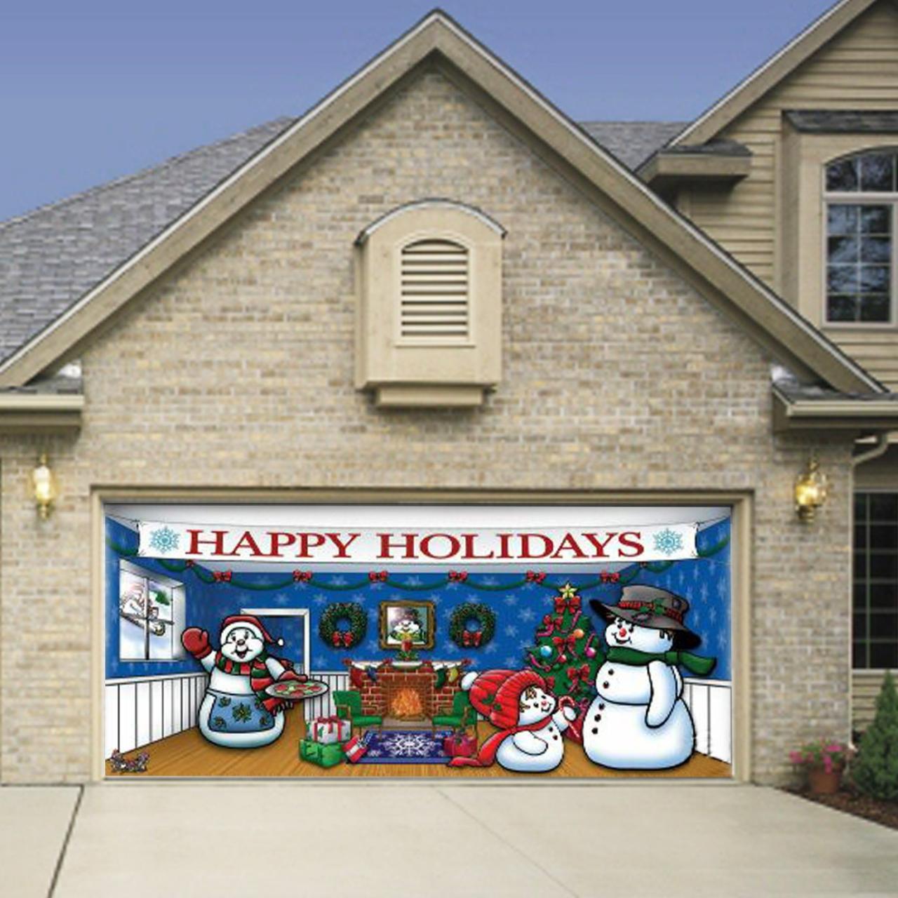 Garage door magnet decor