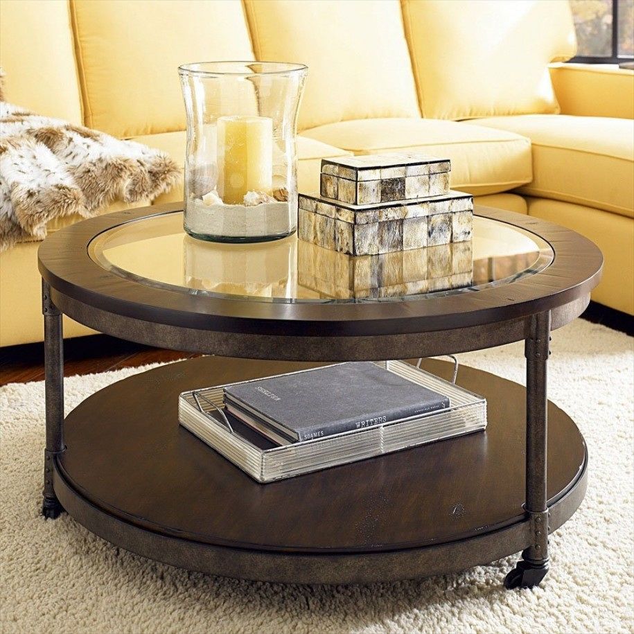 Decorating round coffee table