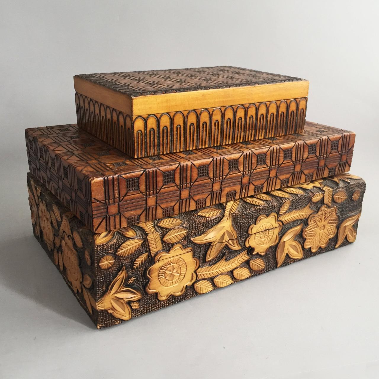 Box wooden decorative carved